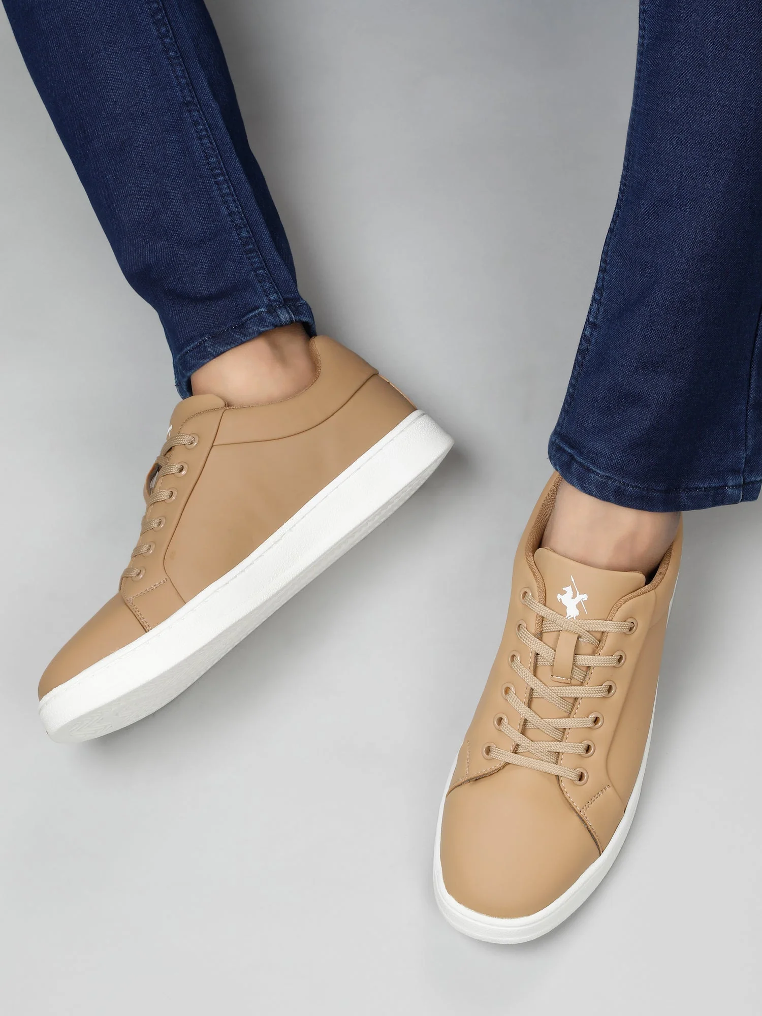 Casual Shoes