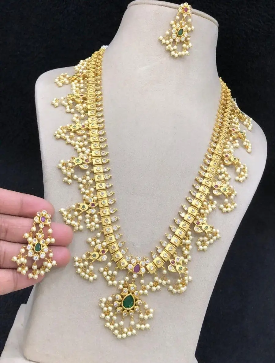 Antique Guttaspusalu Pearl Haram set