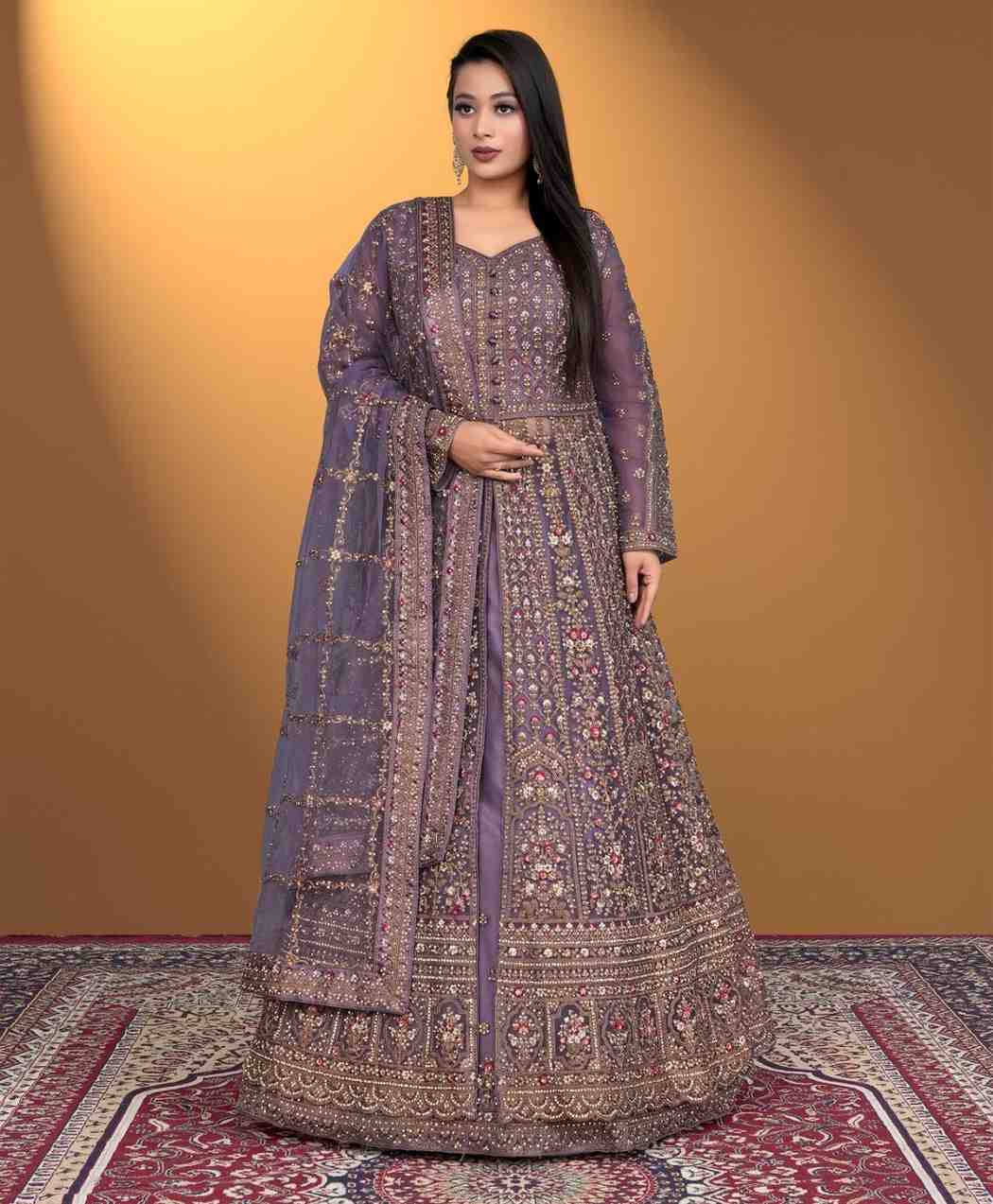 Glamorous Evening Wear Gown With Heavy Sequence Embellishments