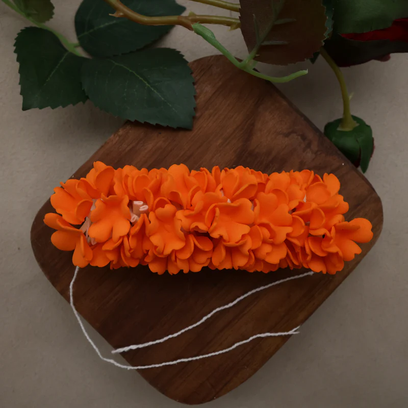 Handmade Foam Reusable Kanakambaram Poo String - 4 Inches