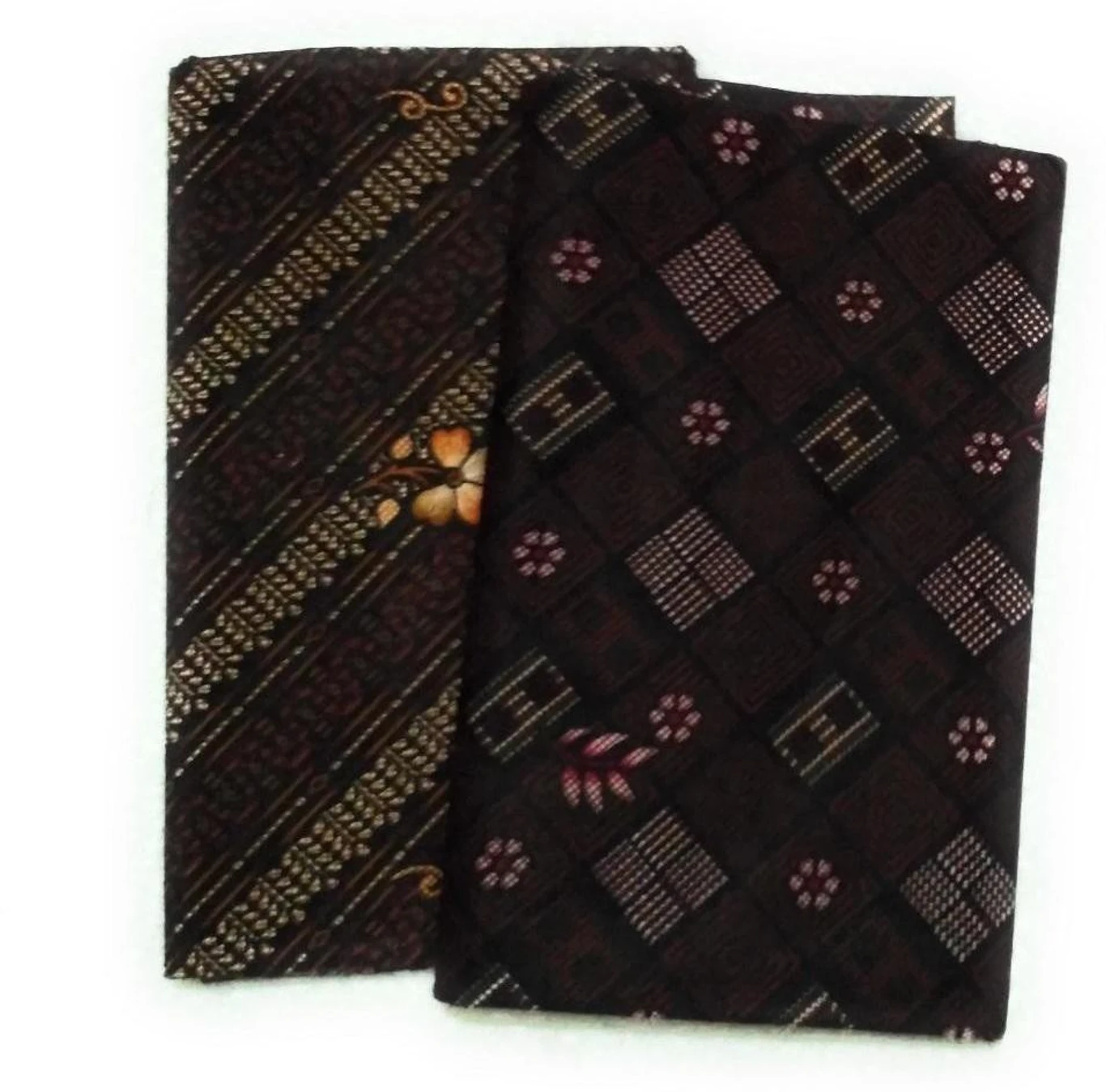 Pure Cotton Checked Lungi