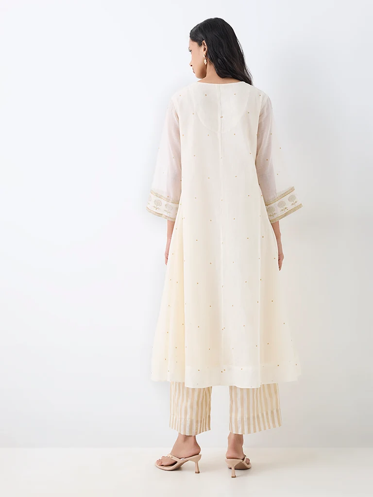 Utsa Off-White Floral Embroidered A-Line Kurta