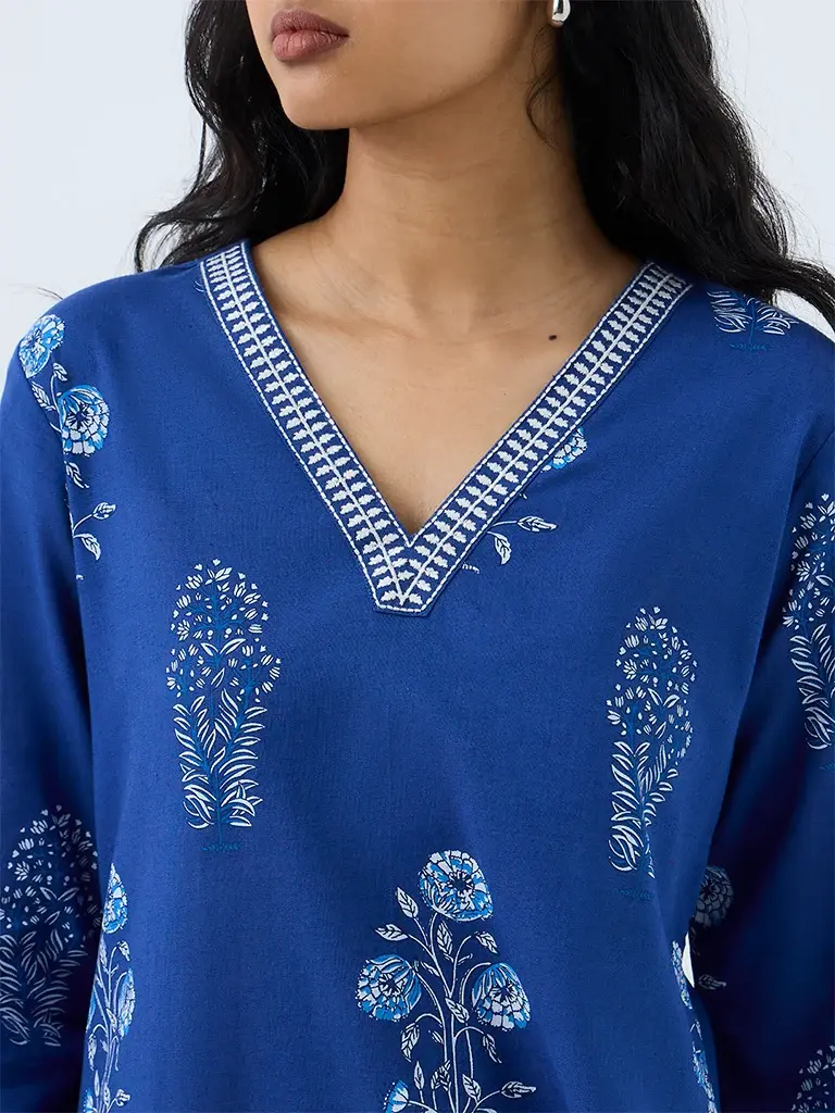 Utsa Blue Botanical Pattern Cotton-Blend A-Line Kurta
