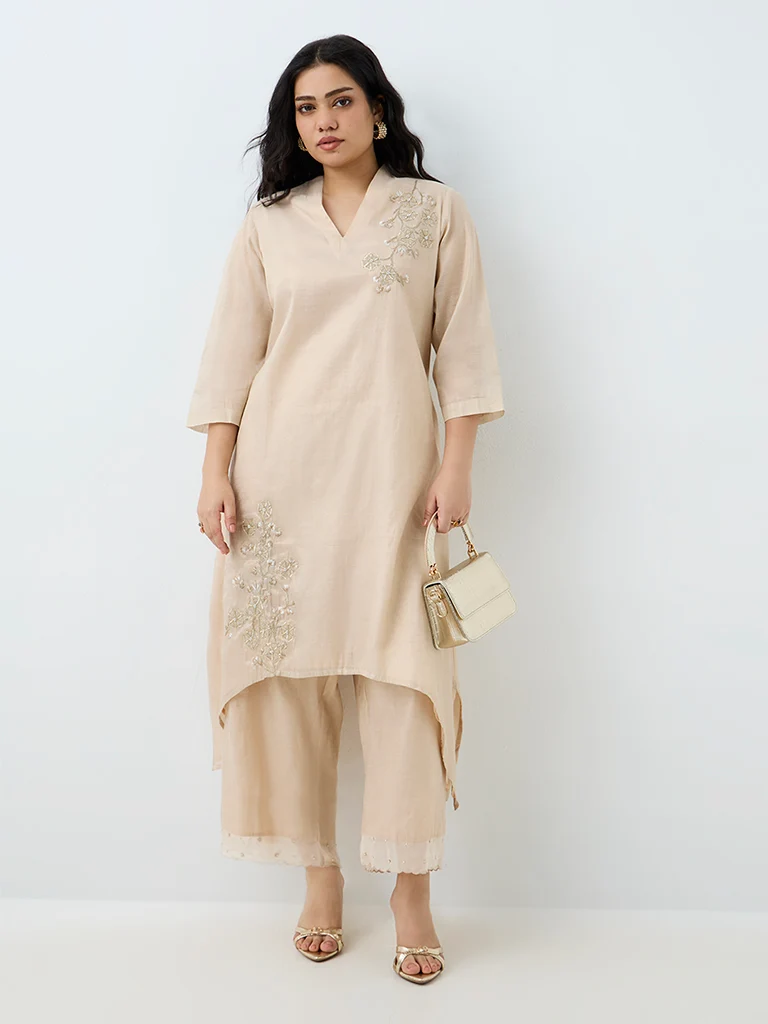 Diza Light Beige Floral Embellished Asymmetrical Kurta