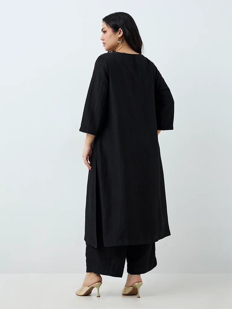 Diza Black Foliage Embellished Cotton-Blend A-Line Kurta