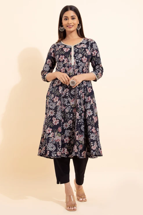 Floral Printed Kurta - Black
