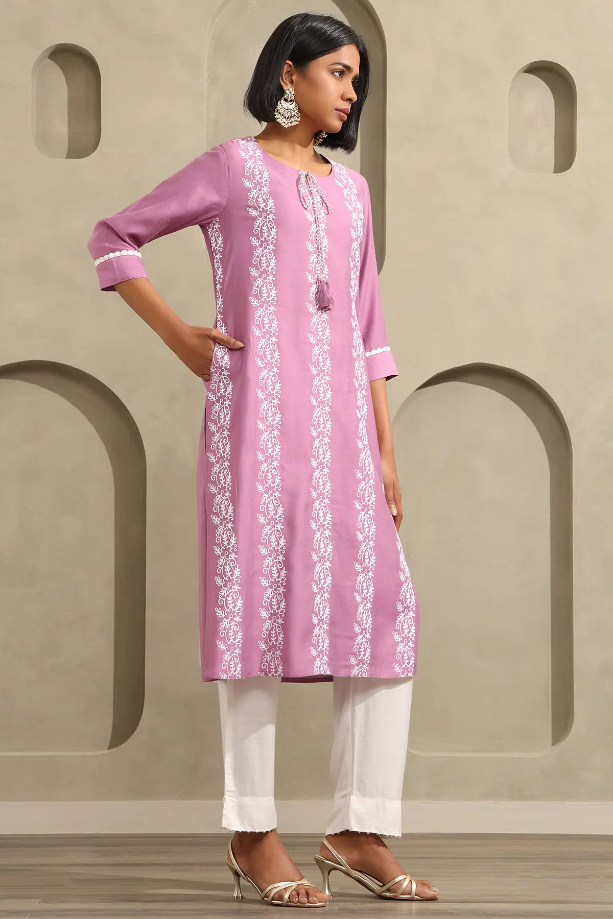 Purple Desert Storm Ethnic Motifs Embroidered Kurta