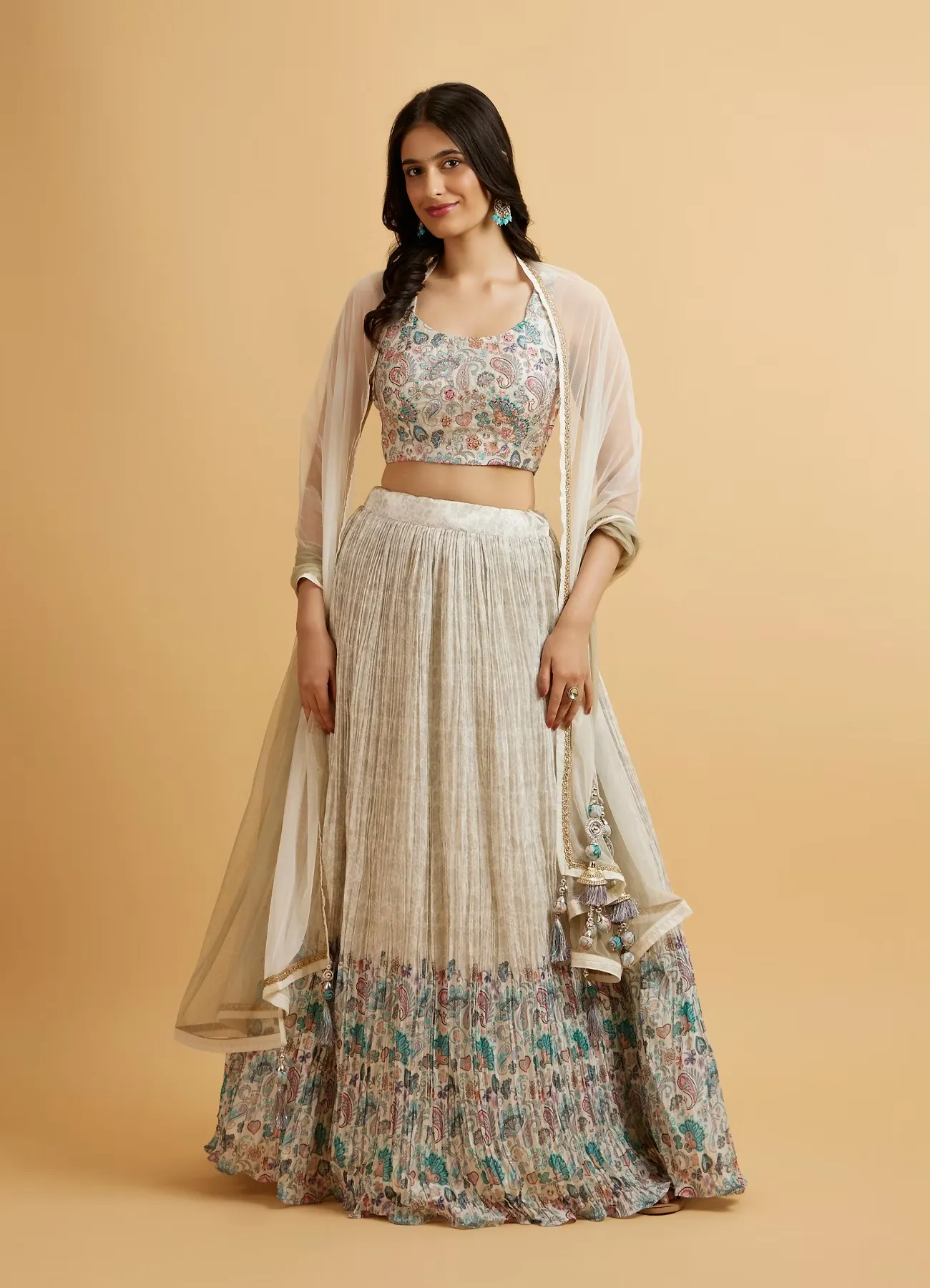 Cream Floral Paisley Patterned Sequinned Lehenga