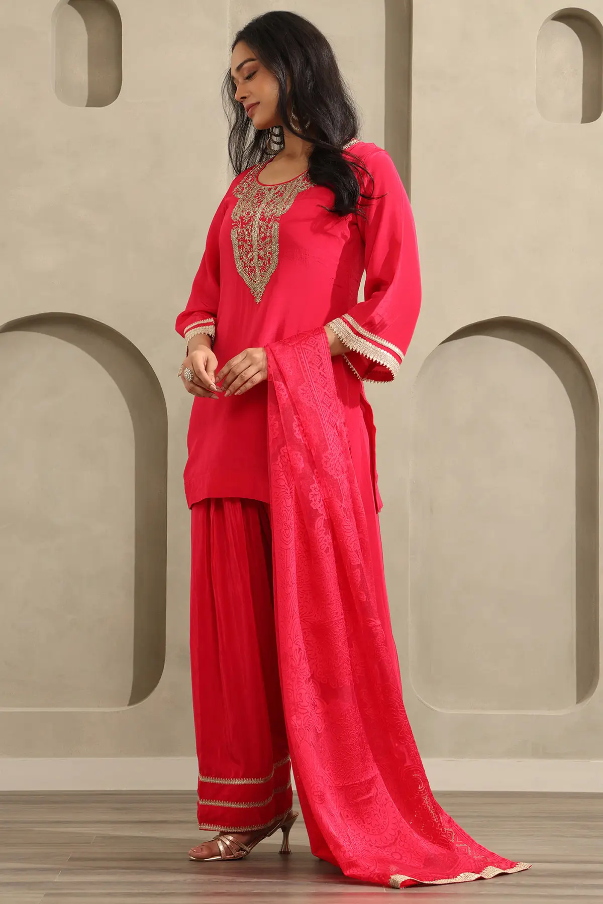 Red Crepe Ethnic Motifs Zari Embroidered Straight Salwar