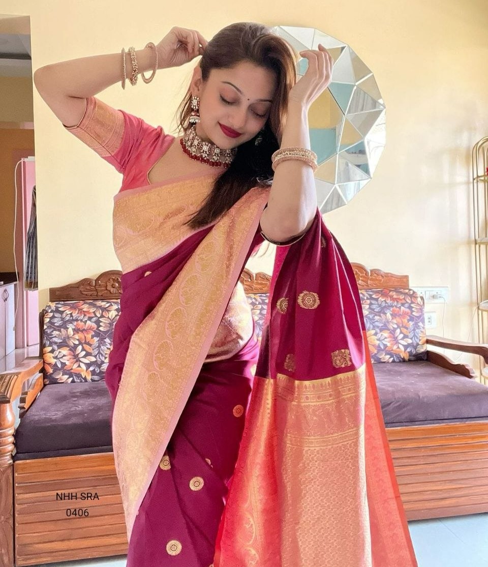 Majestic Magenta Pure Gold Copper Zari Gadwal Saree