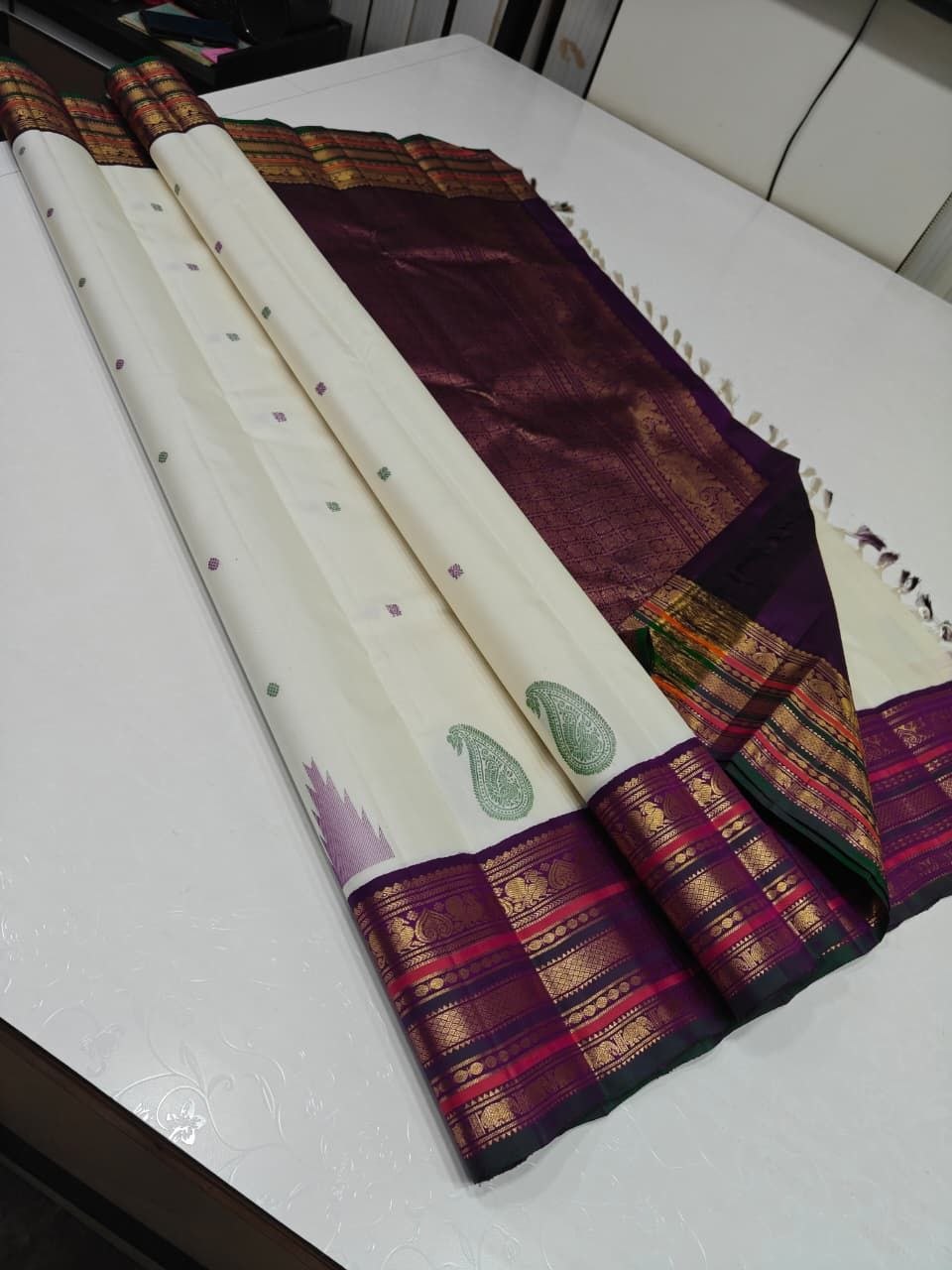 Pearl White Temple Border Kanchipuram Silk Saree