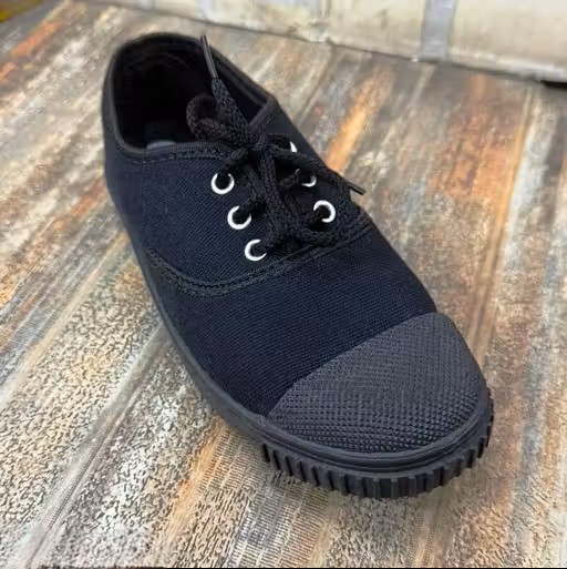 NEW TENNIS SHOES SCHOOL SHOES FOR BOYS AND KIDS (TENNIS SHOE FOR SCHOOL)