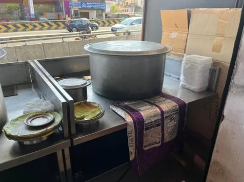 SS Dum Biryani Stainer For Hotel
