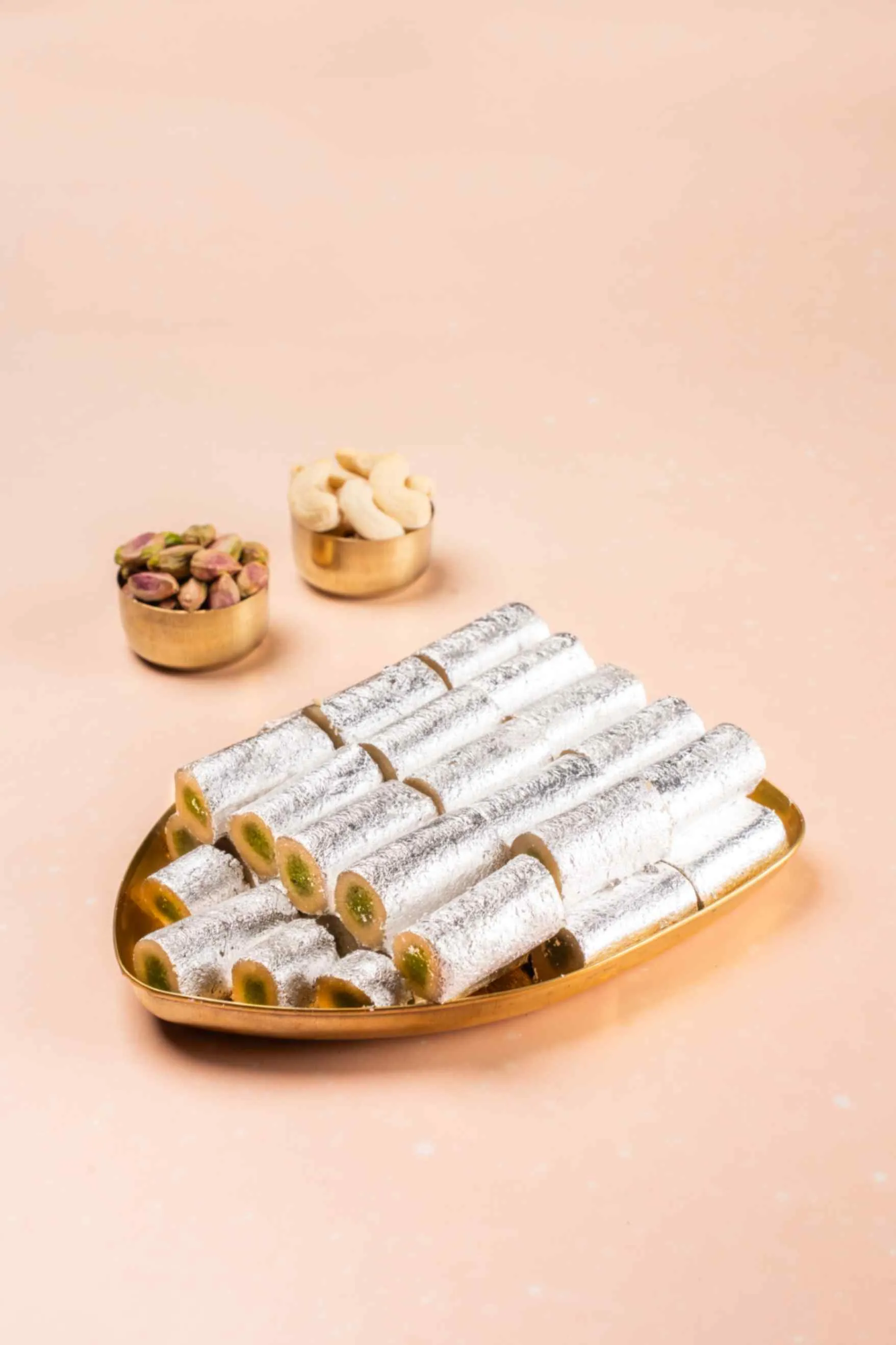 PREMIUM KAJU PISTHA ROLL 250 gms