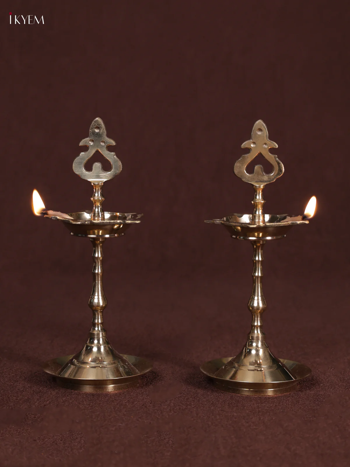 Brass Karaikudi Pirai Design Kuthu Vilakku - Set of 2 - 5.5 inch