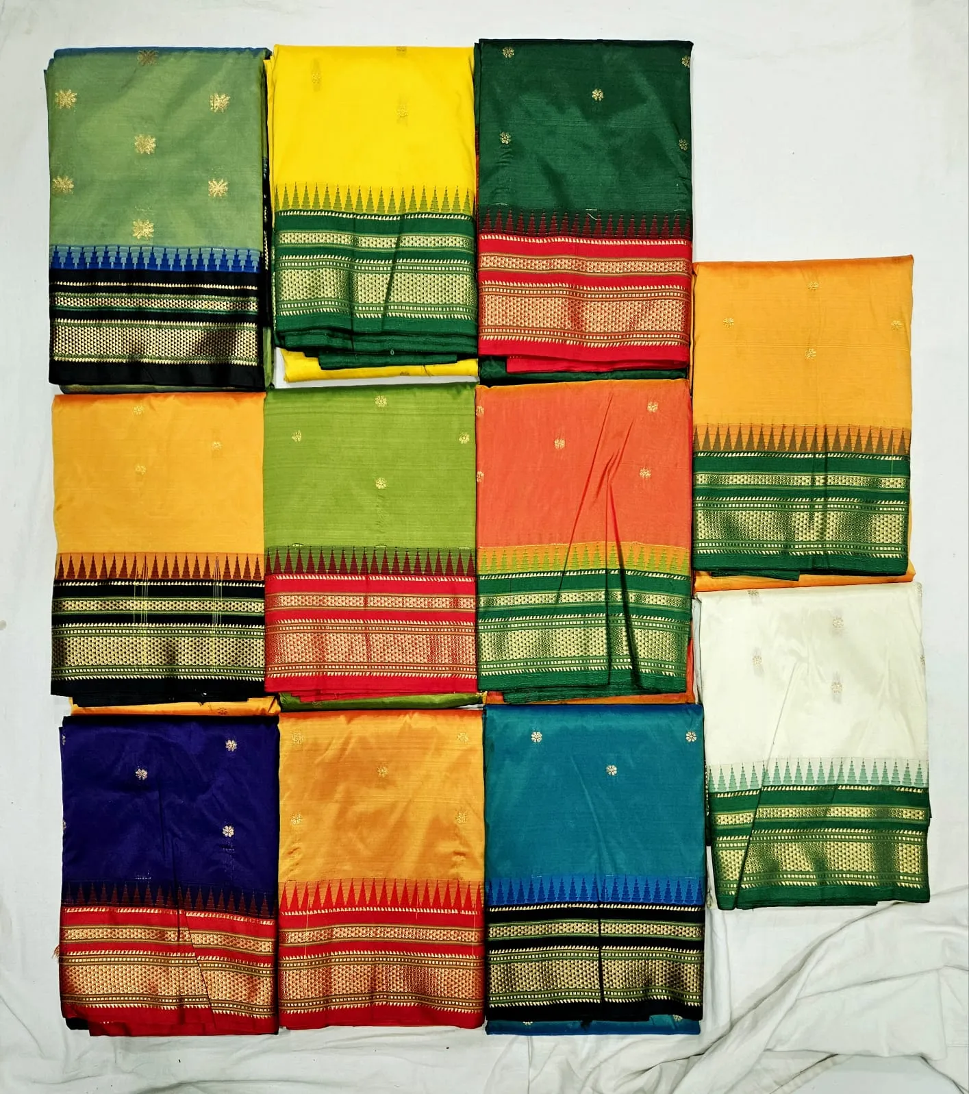 Royal Contrast Border Pattu Sarees