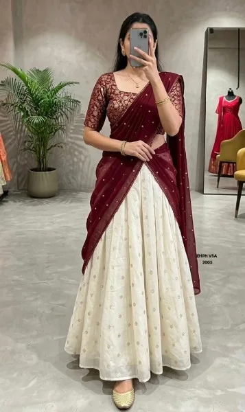 Cream Lehenga with Maroon Dupatta – Cream & Maroon